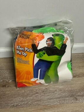 Spirit Green Inflatable Alien 'Pick Me Up' Adults Costume